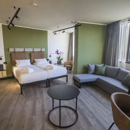 Hotel Mercure Cinecitta Roma