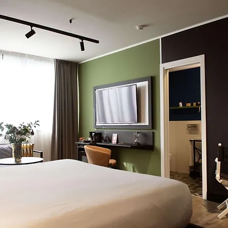 Hotel Mercure Cinecitta Roma