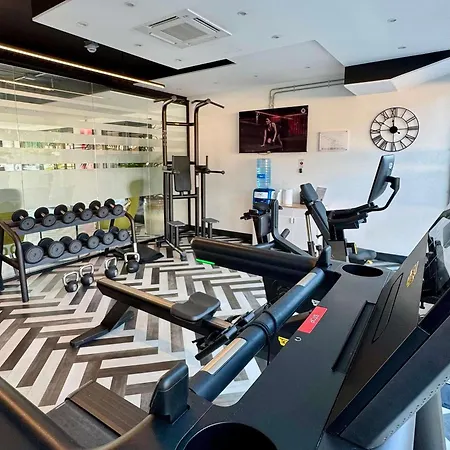 Mercure Cinecittà 4*