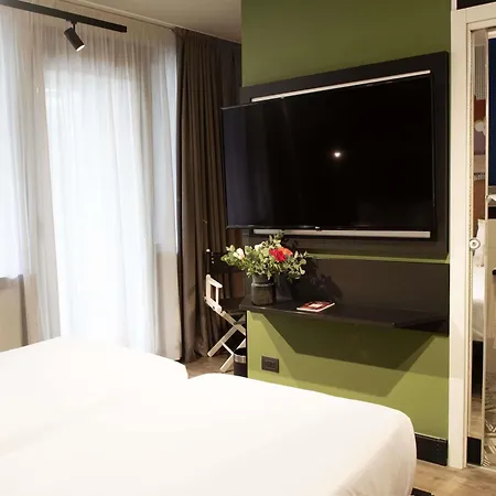 Mercure Cinecittà Hotel 4*
