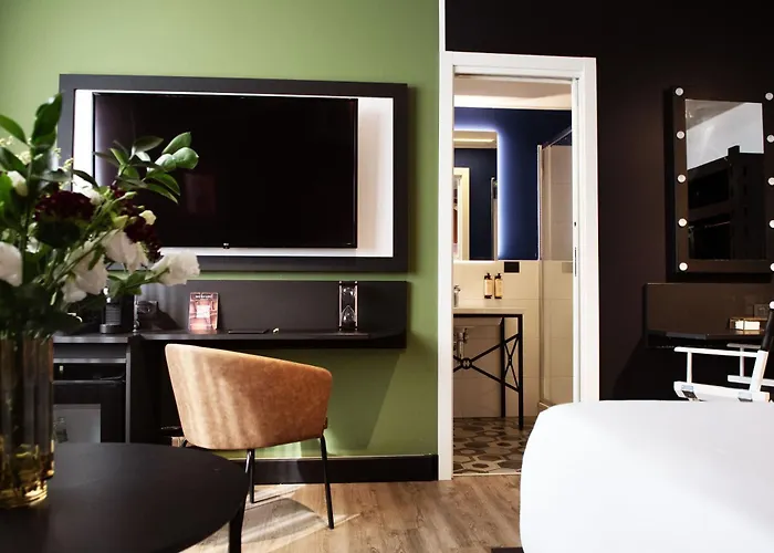 Hotel Mercure Cinecittà Rome